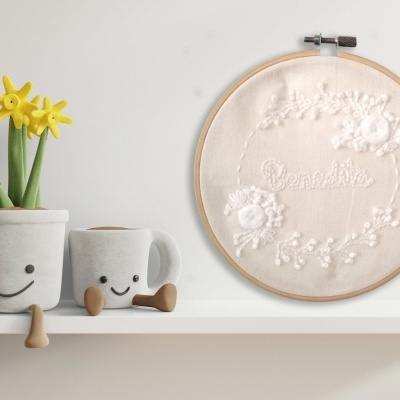 Bordados com nome de bebé ou criança