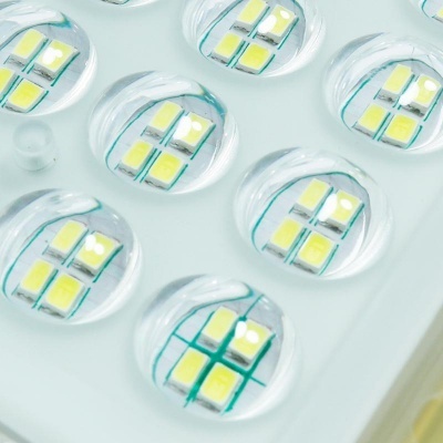 LED projetor 20W 6000K com Bateria Recarregável