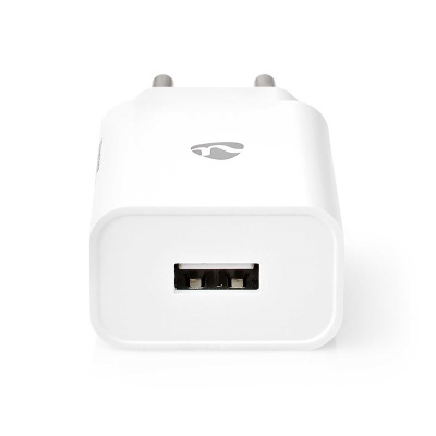 Carregador USB de parede branco com ficha europeia