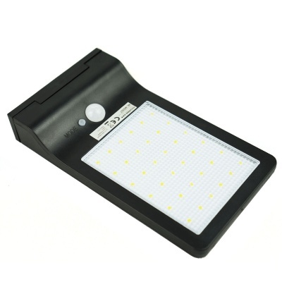 Luz solar LED preta com painel de LEDs e sensor de movimento