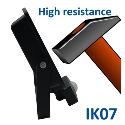 LED Projetor c/Sensor PIR 30W 4000K IP65