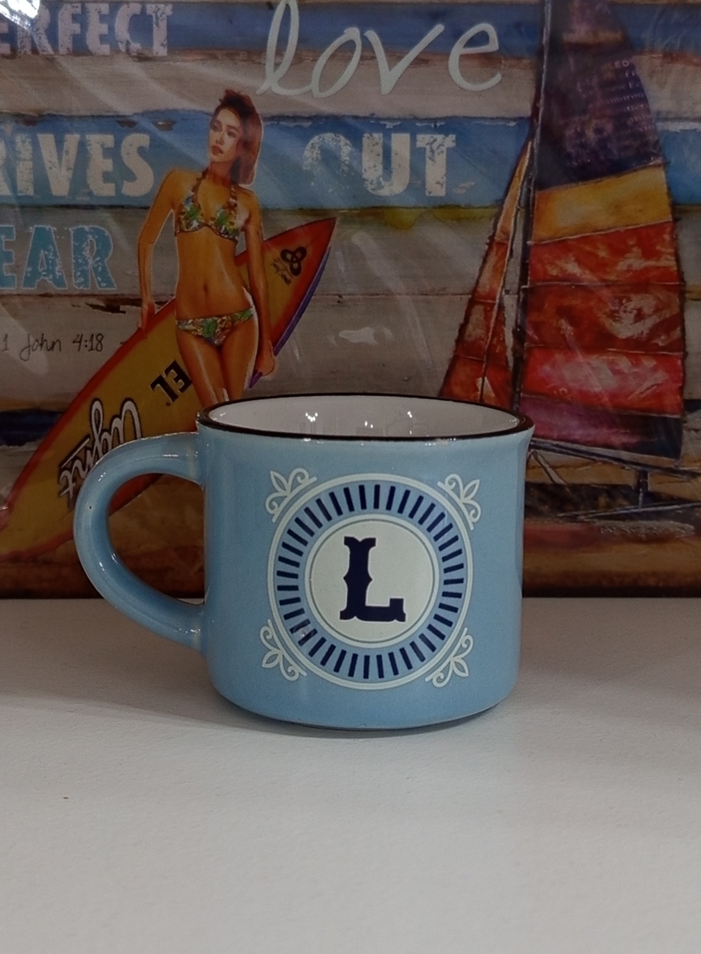 Caneca com letras L-S