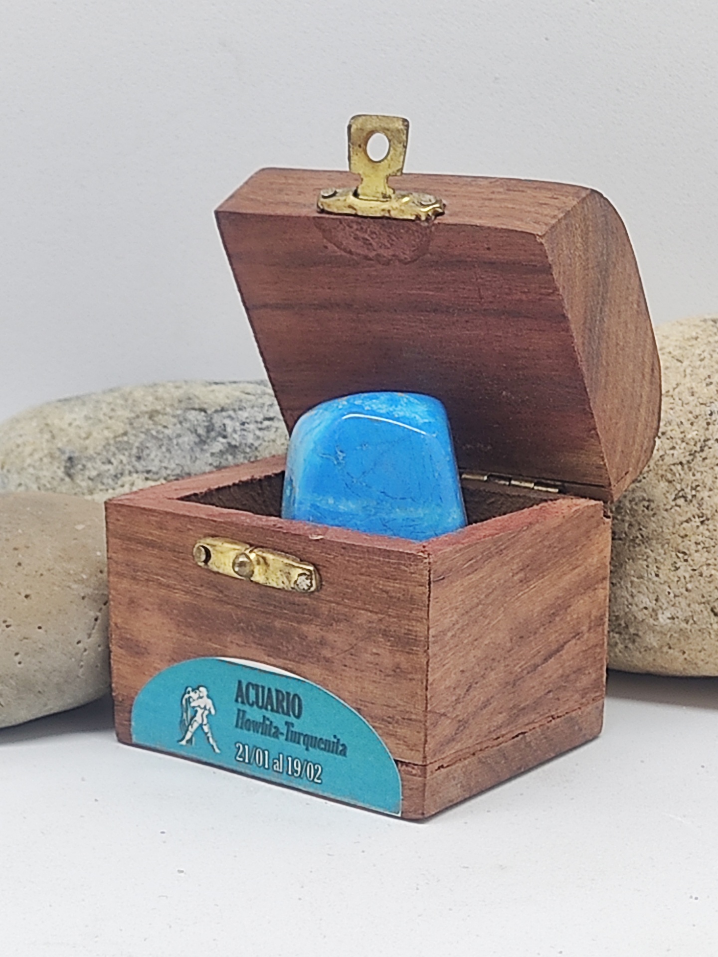 Baú Aquário, Howlita Turquesa