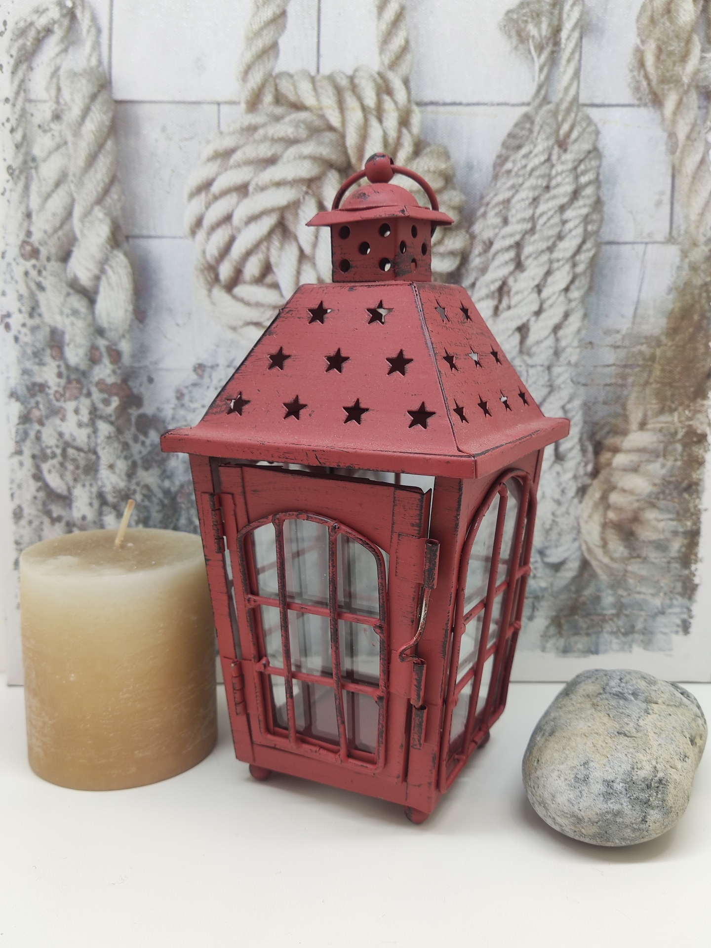 Lanterna Vermelha em Metal