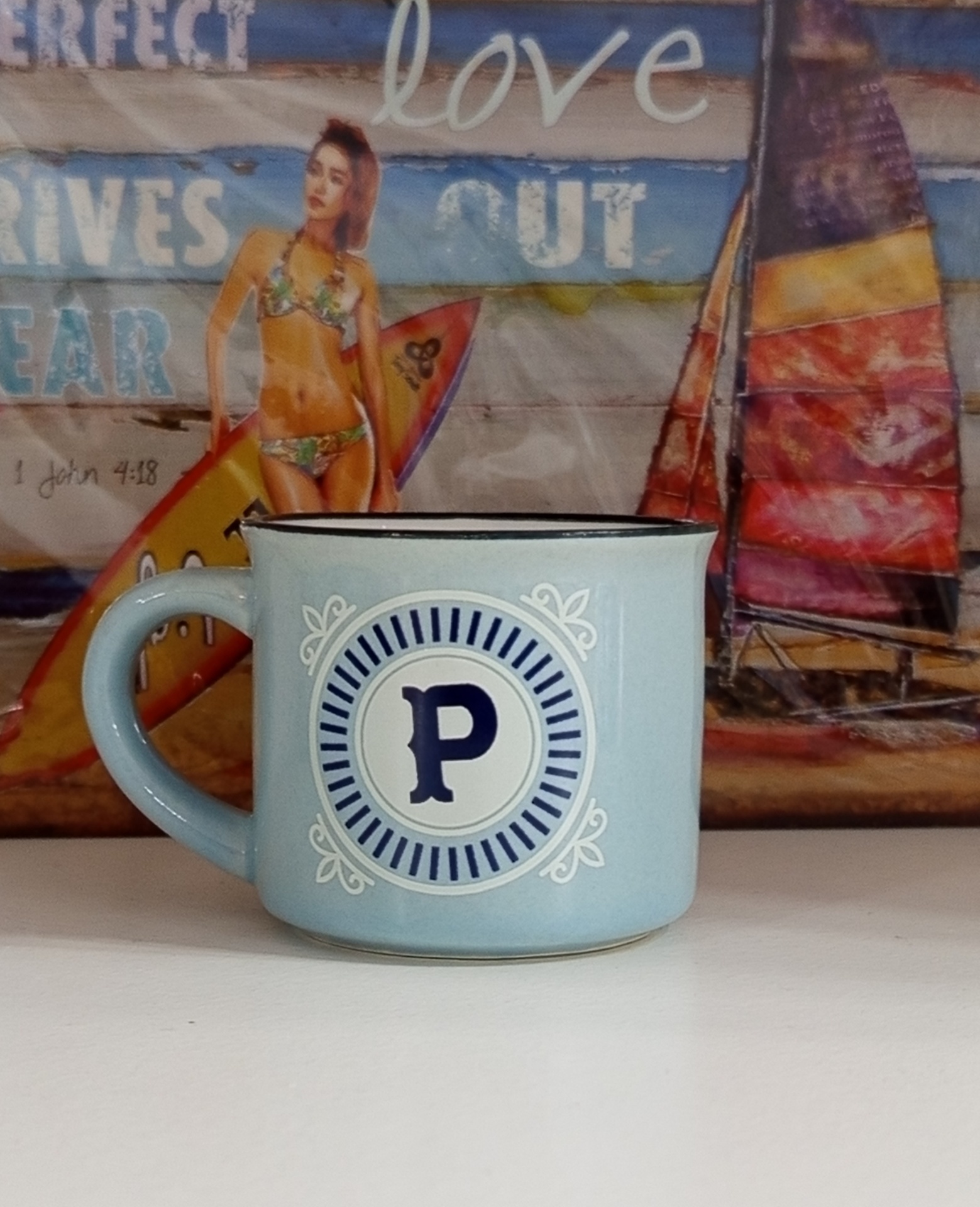 Caneca com letras L-S