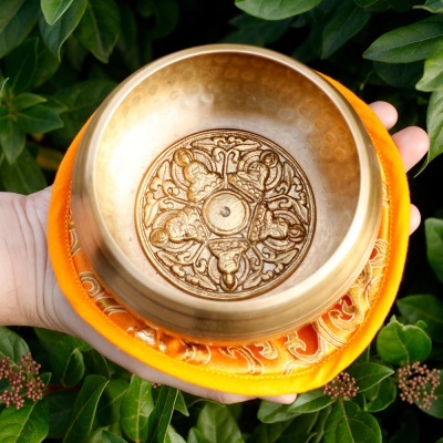 Taças Tibetanas tibetanos - Cinco Buda 10cm (min 400gm)