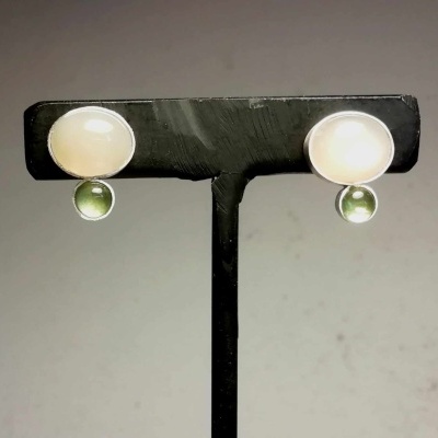 Brincos pedras naturais