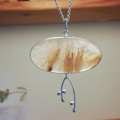 Cordões com pendente