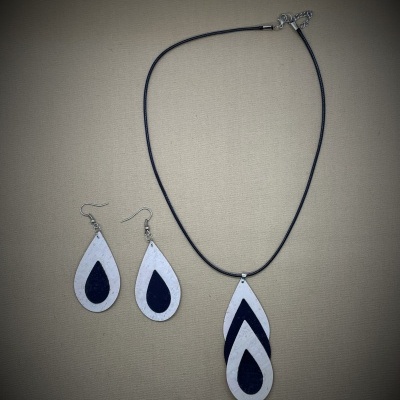 Conj. colar e Brincos em Cortiça