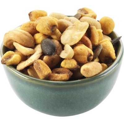 Tigela verde com mistura de frutos secos variados