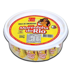 Embalagem plástica com doce de amendoim Morena do Rio amarela e branca