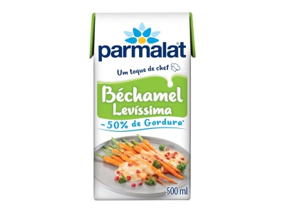 Embalagem 500 ml molho béchamel Parmalat Levissima com -50% de gordura