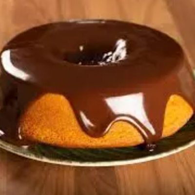 Bolo de Cenoura com cobertura de chocolate
