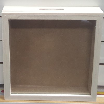 Caixa Mealheiro quadrada média 16,8 x 16,8 cm