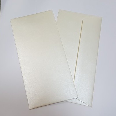 Envelopes DL metalizados cor champanhe