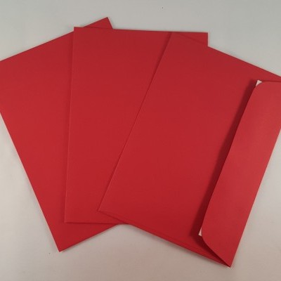 Envelopes C6 coloridos cor vermelho escuro