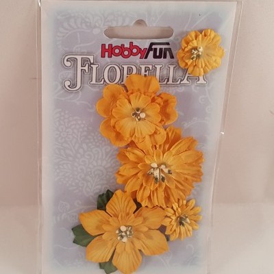 Flores de Papel amarelas c folhas para scrapbooking