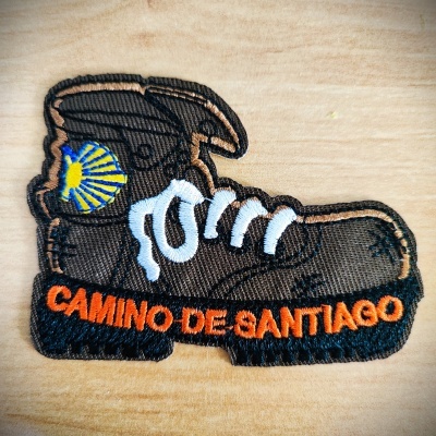https://www.alberguedebarcelos.com/product/emblema-bota-d