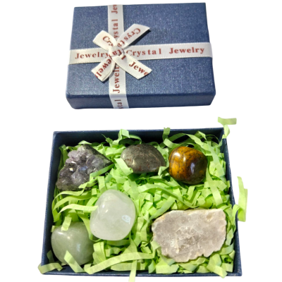 Conjunto de cristais e pedras curativas para abundância e prosperidade
