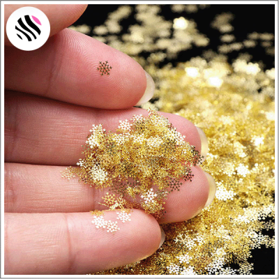 Xmas Nail Art - Flocos Dourados