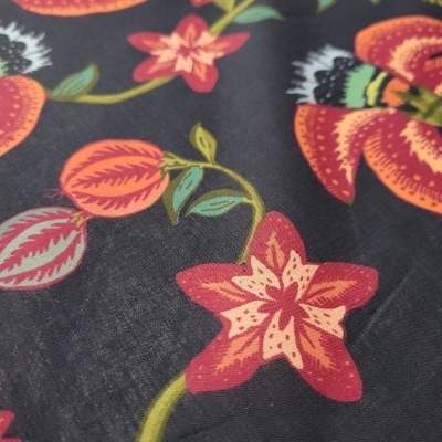 Tecido Algodão MARINHO C/ LÍRIOS