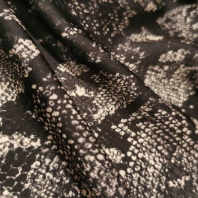 Tecido Viscose DARK SNAKE
