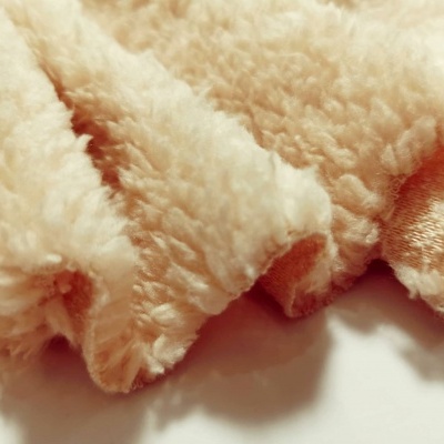 Pêlo sintético SWEET CHIPRE