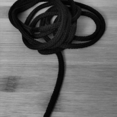 Cordão redondo 5/6mm - algodão - preto