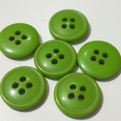 Botão Plástico Verde - 15 mm Pack 12
