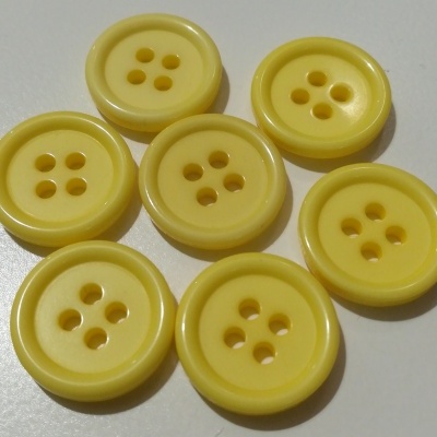 Botão Plást.Amarelo - 15 mm Pack 12