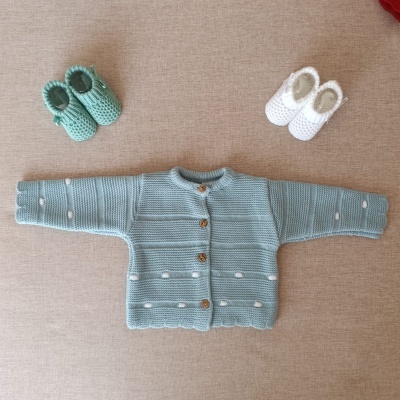 Casaco de malha com detalhes brancos - Verde água