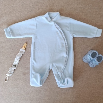 Babygrow em veludo com detalhe às riscas - Azul claro
