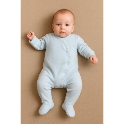 Babygrow em veludo com detalhe às riscas - Azul claro