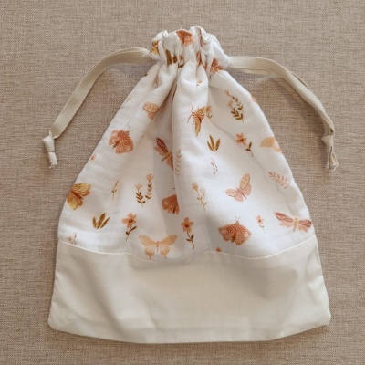 Saco de primeira roupinha - borboletas com barra