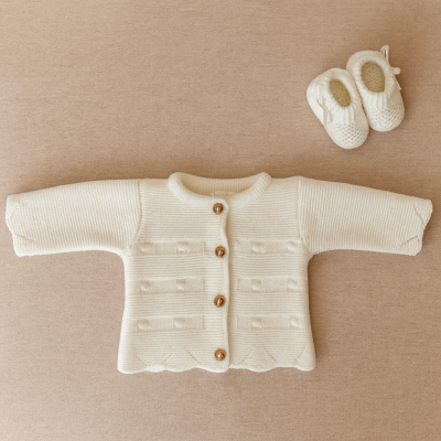 Casaco de malha com pompons - Pérola