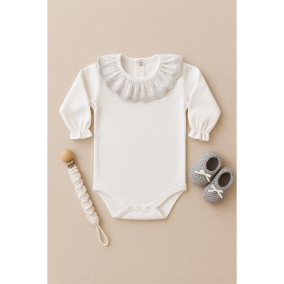 Body sem carda com gola cinzenta