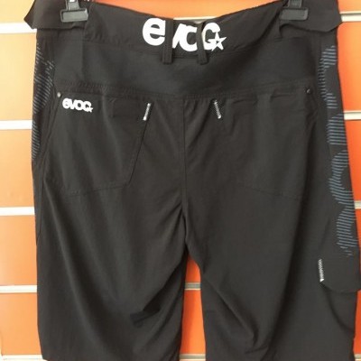 Calções Evoc - Tam 44
