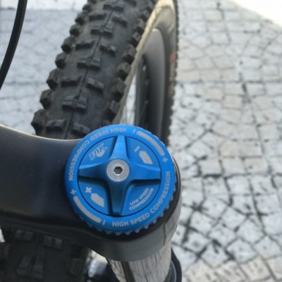 Bicicleta Scott genius 700 Tuned Carbono