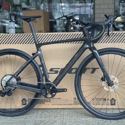 BICICLETA SCOTT ADDICT GRAVEL 40 - PYTHON BLACK