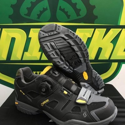 SAPATOS SCOTT GORE-TEX