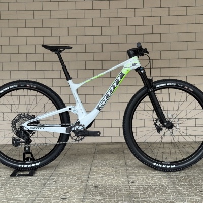 BICICLETA SCOTT SPARK RC COMP - CUMULUS WHITE