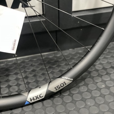 RODAS 29 EM CARBONO DT SWISS PARA ELETRICAS