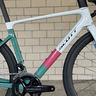 BICICLETA ESTRADA SCOTT ADDICT RC PRO - BELUGA GREY/SEASHORE GREEN
