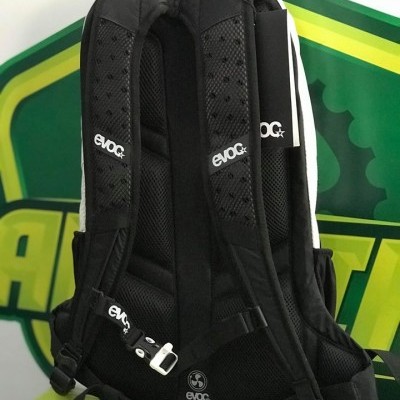 Mochila Evoc CC 16L Branca