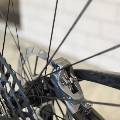 BICICLETA SCOTT SPARK RC TEAM ISSUE - PRETO/CARBONO