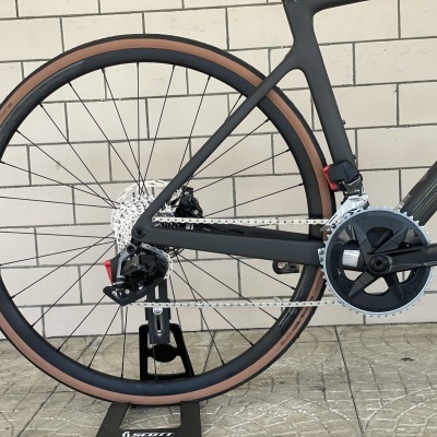 BICICLETA ESTRADA SCOTT ADDICT RC 30 - 2023/2024