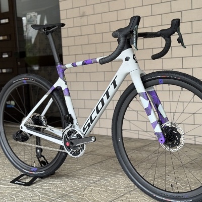 BICICLETA SCOTT ADDICT GRAVEL RC