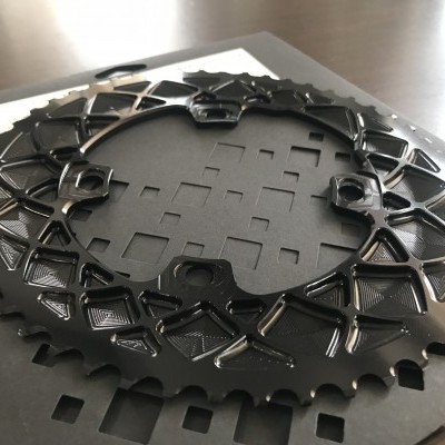 Prato Pedaleiro Oval AbsoluteBlack 52D Estrada FSA 4&5 furos