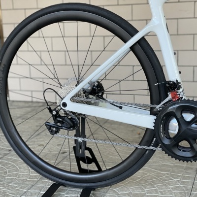 RODAS ESTRADA CARBONO DT SWISS PCR 1650 DISC TUBELESS