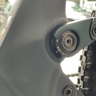 BICICLETA SCOTT GENIUS 930 - 2024